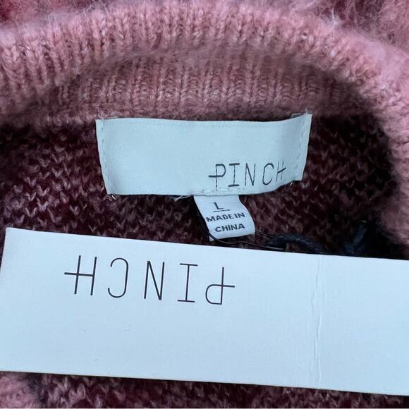 Pinch Pink Red Houndstooth Oversized Sweater Size Large NWT - Picture 10 of 13